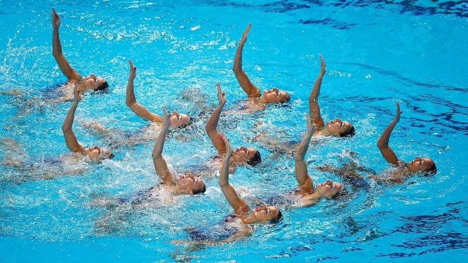 Синхронное плавание: правила, соревнования и особенности водного вида спорта
